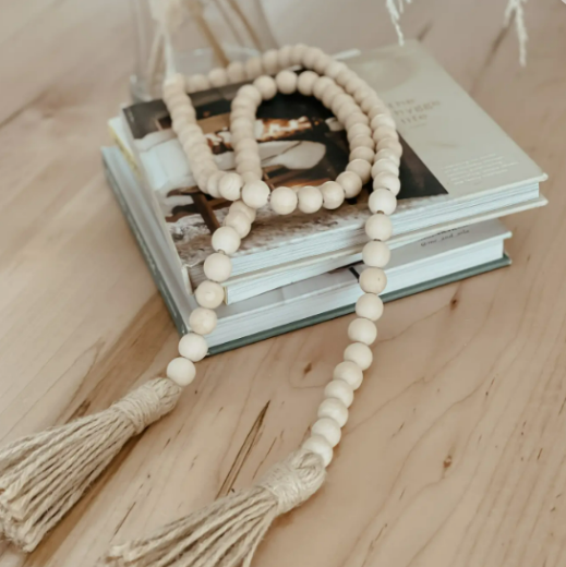 NATURAL WOOD BEAD GARLAND